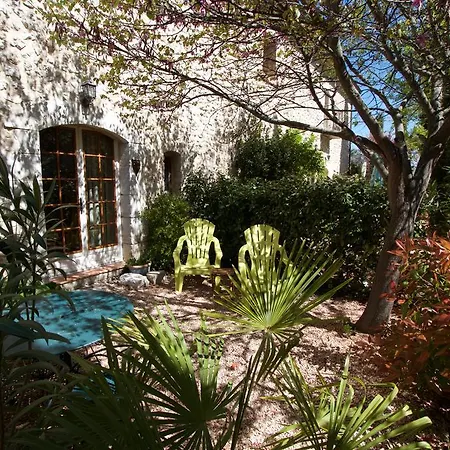 Bed & Breakfast La Colombiere Du Chateau 3*
